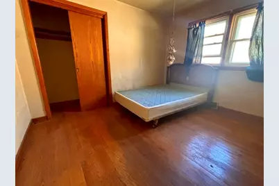 5744 S Menard Avenue, Chicago, IL 60638 - Photo 9