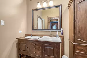7555 W 105th St, Palos Hills, IL 60465 - Photo 23
