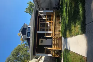 7821 S Oglesby Ave, Chicago, IL 60649 - Photo 1