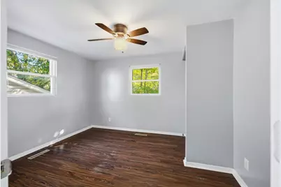 122 Caddy Avenue, Carpentersville, IL 60110 - Photo 7