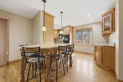 10937 S Tripp Avenue, Oak Lawn, IL 60453 - Photo 9