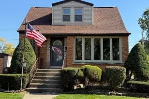 10937 S Tripp Ave, Oak Lawn, IL 60453 - Photo 1
