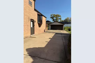10937 S Tripp Avenue, Oak Lawn, IL 60453 - Photo 43