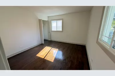 15722 Woodlawn East Avenue, South Holland, IL 60473 - Photo 9