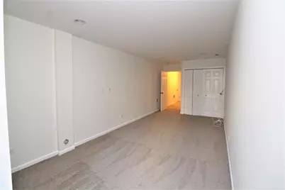 2715 W Thomas Avenue, Chicago, IL 60622 - Photo 13