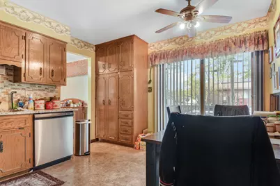 16112 Woodlawn West Avenue, South Holland, IL 60473 - Photo 9