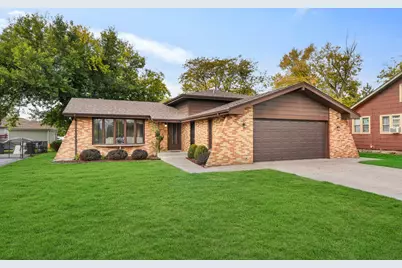 16112 Woodlawn West Avenue, South Holland, IL 60473 - Photo 1