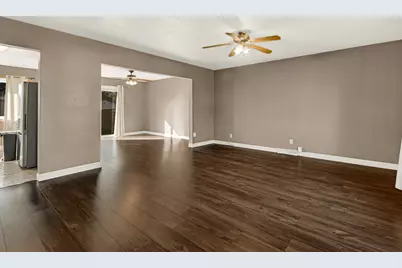 1622 Austin Avenue, Crete, IL 60417 - Photo 5