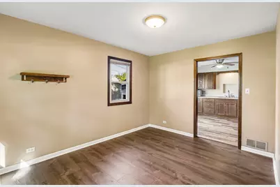 3923 N Adams Street, Westmont, IL 60559 - Photo 9