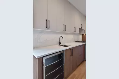 2716 N Hamlin Avenue, Chicago, IL 60647 - Photo 7