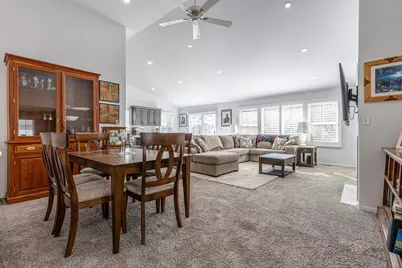 331 Woodhill Lane, Lake Villa, IL 60046 - Photo 7