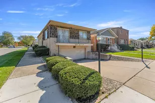 9401 S Parnell Ave, Chicago, IL 60620 - Photo 1