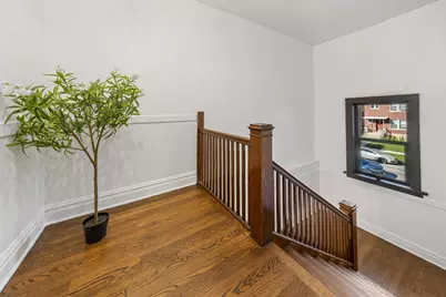 4037 W Oakdale Avenue, Chicago, IL 60641 - Photo 3
