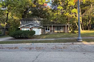 1265 Woodland Ct, Joliet, IL 60435 - Photo 1