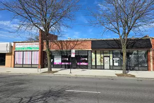 5801 N Lincoln Ave, Chicago, IL 60659 - Photo 1