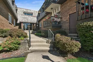 2300 W Talcott Rd, Park Ridge, IL 60068 - Photo 1