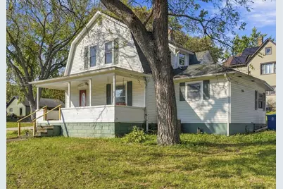 249 W Graham, Dixon, IL 61021 - Photo 3