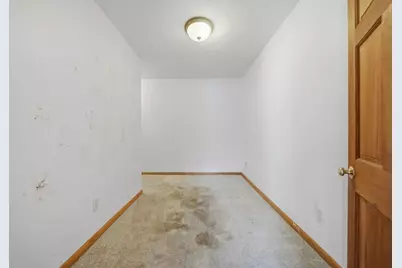 249 W Graham, Dixon, IL 61021 - Photo 11