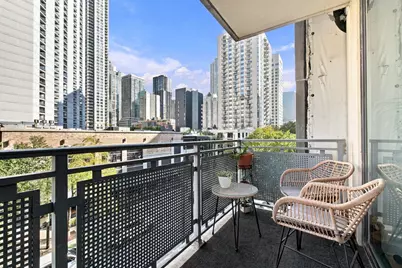 744 N Clark Street #301, Chicago, IL 60654 - Photo 27