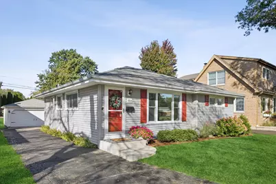 1024 S Summit Avenue, Villa Park, IL 60181 - Photo 3