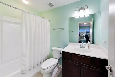 1195 Evergreen Avenue, Des Plaines, IL 60016 - Photo 13