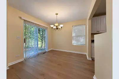 2441 Stoughton Circle #2441, Aurora, IL 60502 - Photo 7