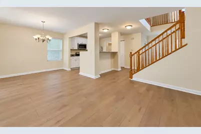 2441 Stoughton Circle #2441, Aurora, IL 60502 - Photo 5