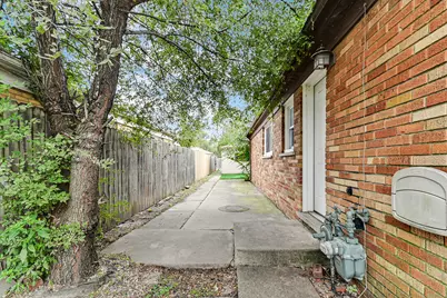 14905 Edbrooke Avenue, Dolton, IL 60419 - Photo 23