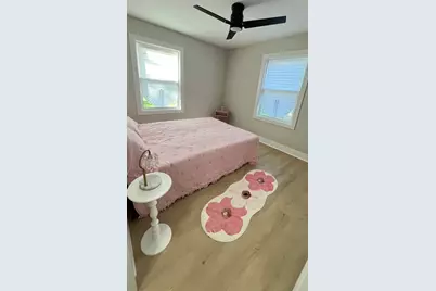 526 Crest Street, Wheaton, IL 60187 - Photo 15