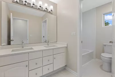 428 Harvest Gate, Lake in the Hills, IL 60156 - Photo 25