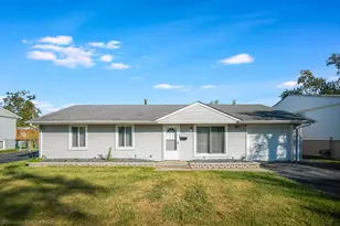 507 E Birch Dr, Glenwood, IL 60425 - Photo 1