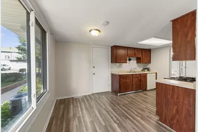 1362 Sutter Drive #1362, Hanover Park, IL 60133 - Photo 11