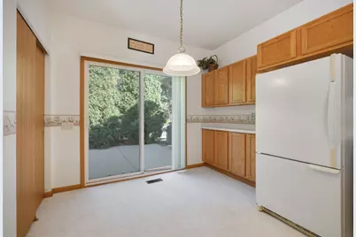 13054 Pennsylvania Avenue, Huntley, IL 60142 - Photo 11