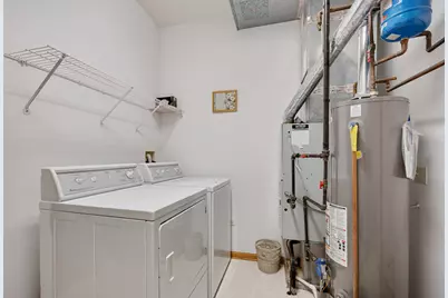 13054 Pennsylvania Avenue, Huntley, IL 60142 - Photo 21