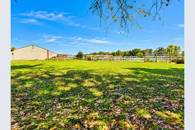 16115 W Russell Road, Wadsworth, IL 60083 - Photo 7