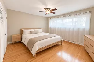7847 Maple St, Morton Grove, IL 60053 - Photo 9