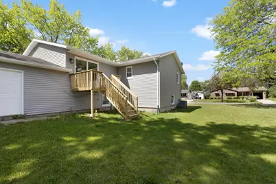 5008 Valentine Place, Rockford, IL 61108 - Photo 3