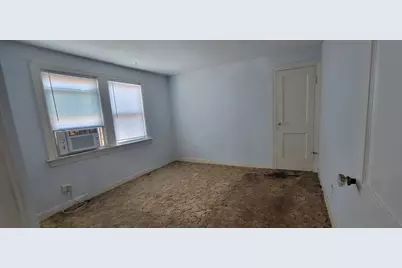 7940 W Oakleaf Avenue, Elmwood Park, IL 60707 - Photo 13