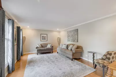 321 Forest Lane, Schaumburg, IL 60193 - Photo 5