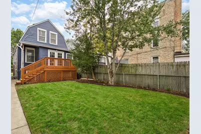 4642 W Warwick Avenue, Chicago, IL 60641 - Photo 21