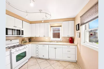9617 Richard Avenue, Franklin Park, IL 60131 - Photo 9