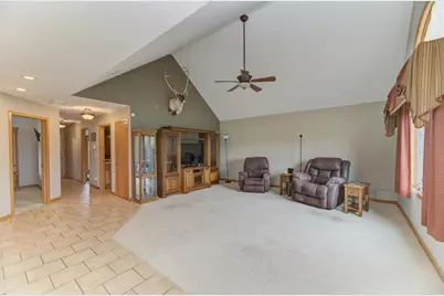 1658 Kirsten Lee Drive #1658, Wilmington, IL 60481 - Photo 3