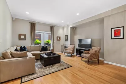 1742 W Diversey Parkway #3, Chicago, IL 60614 - Photo 9