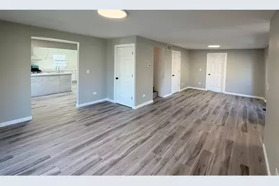 325 E E Lake Shore Drive, Round Lake Park, IL 60073 - Photo 7