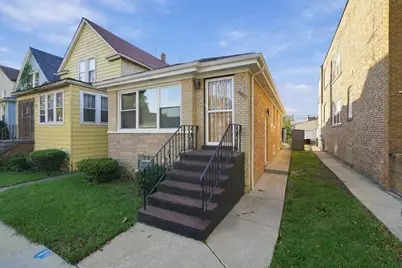5439 W Congress Parkway, Chicago, IL 60644 - Photo 1