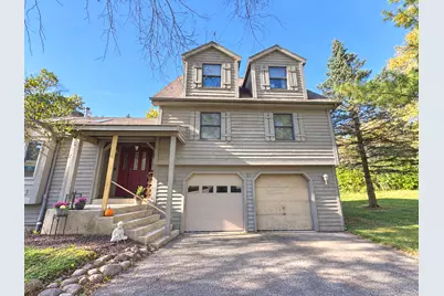 10 Lake Shore Drive, Oakwood Hills, IL 60013 - Photo 1