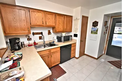 19716 Lake Shore Drive, Lynwood, IL 60411 - Photo 9