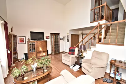 19716 Lake Shore Drive, Lynwood, IL 60411 - Photo 7