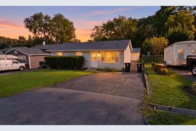 1114 N Oak Terrace, Round Lake Beach, IL 60073 - Photo 1
