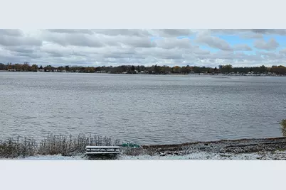 1114 N Oak Terrace, Round Lake Beach, IL 60073 - Photo 13